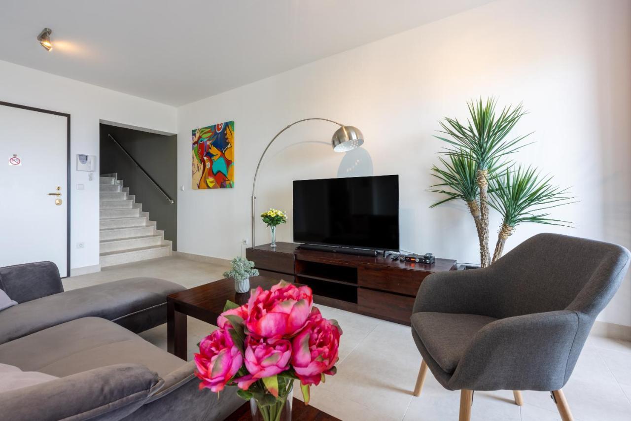 Apartments Andrea & Sander Цриквеница Экстерьер фото